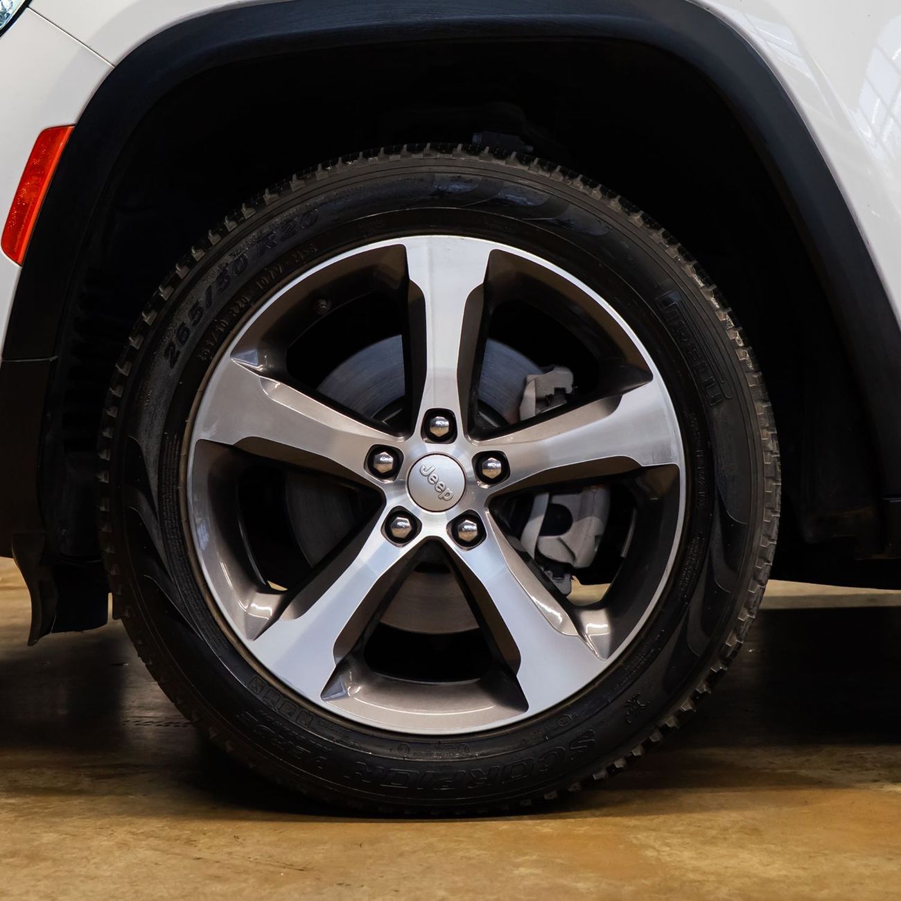 Jeep Grand Cherokee L Limited 3.6L AED 2,624 pm • 0% Downpayment • Grand Cherokee L Limited • 1 Year Warranty