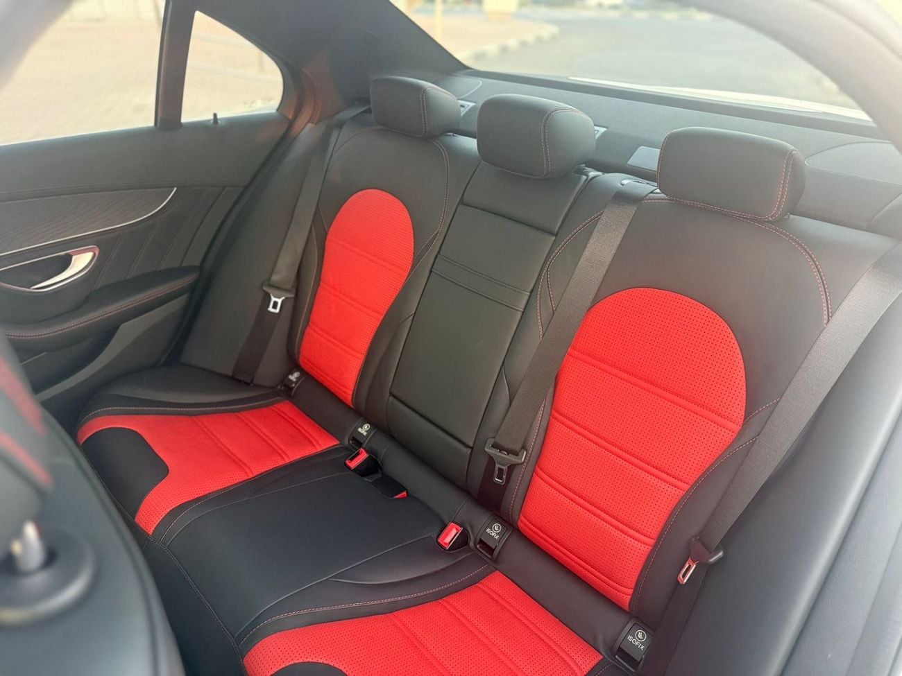 Mercedes-Benz C 63 AMG MERCEDES C 63 AMG WHITE 2017