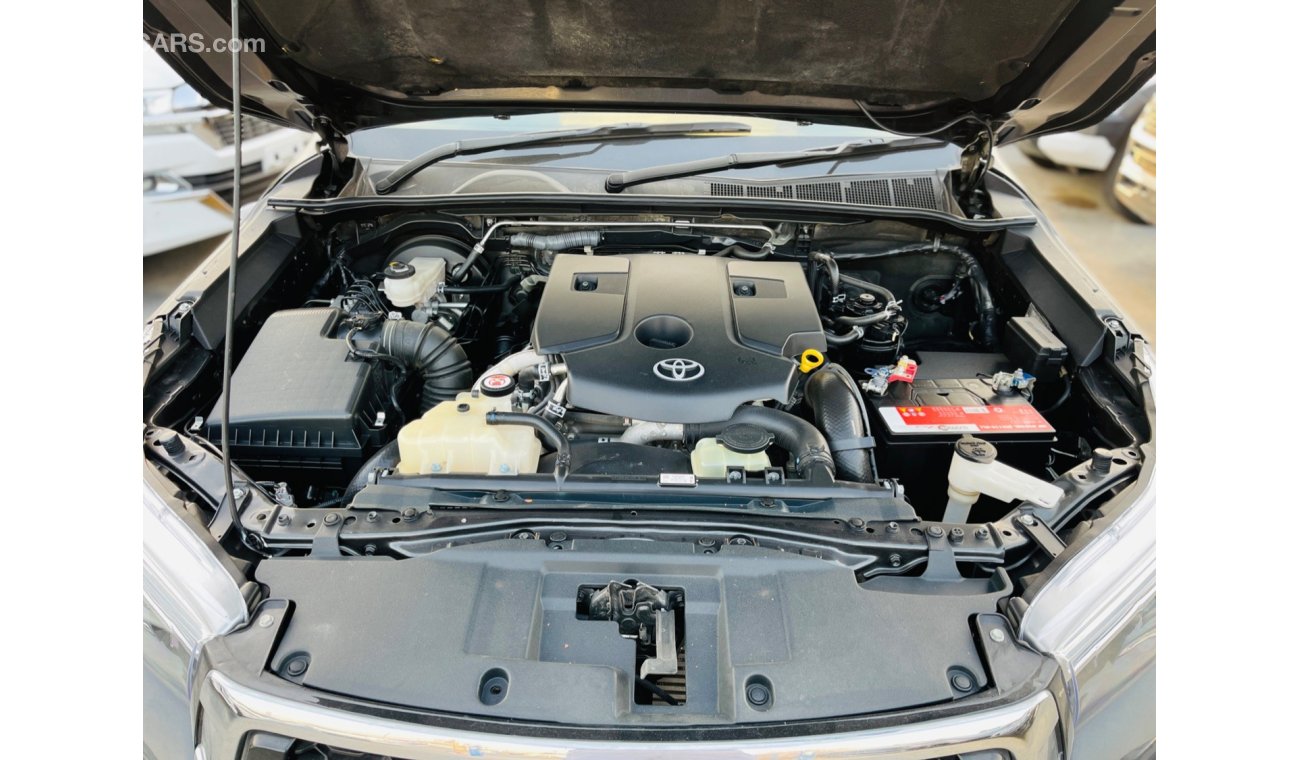 تويوتا هيلوكس Toyota hilux Diesel engine RHD model 2019 manual gear car very clean and good condition