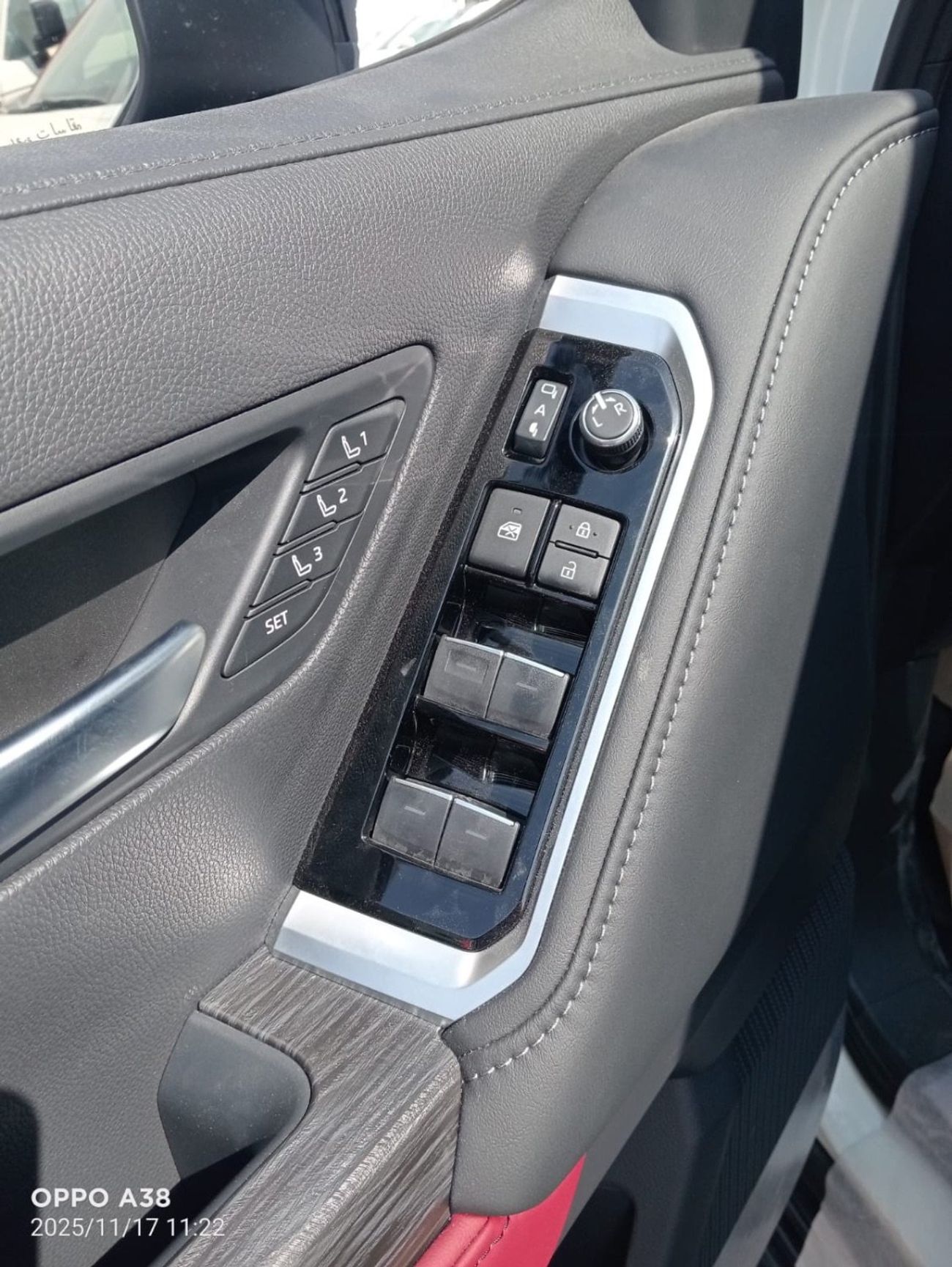 تويوتا لاند كروزر Toyota Land Cruiser LC300 GR Sport 3.5L 2025 Full With soft doors