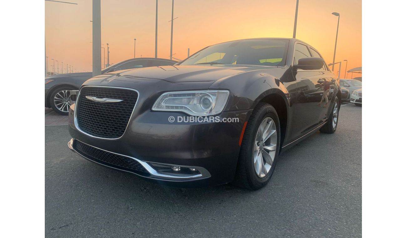 Chrysler 300C Executive Chrysler C300_2016_Excellent_Condition _Full option