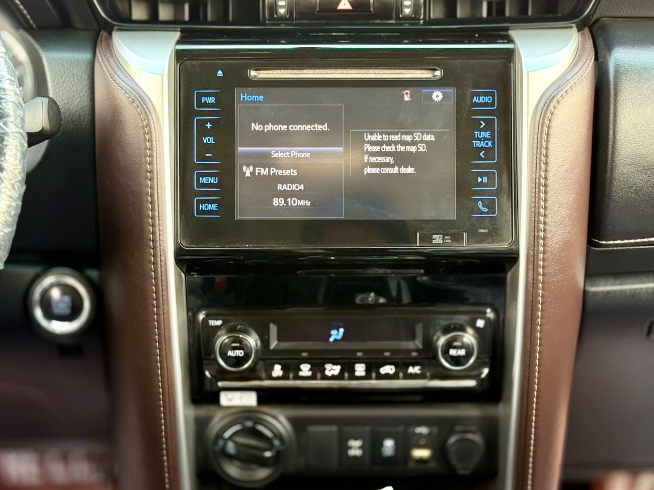 Toyota Fortuner GXR