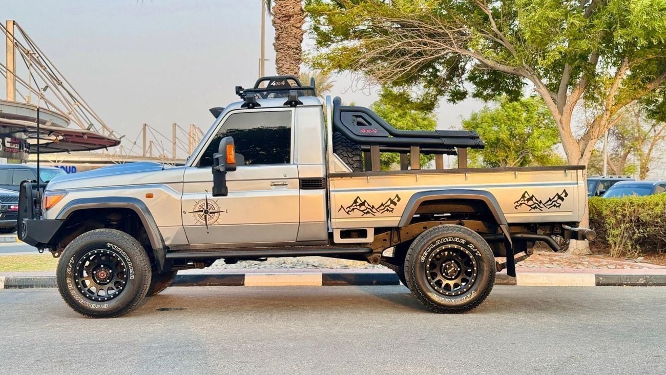 Toyota Land Cruiser Pick Up AFTER MARKET MODIFIED | SINGLE CABIN | 4.5L DIESEL ENGINE | MANUAL TRANSMISSION | RHD