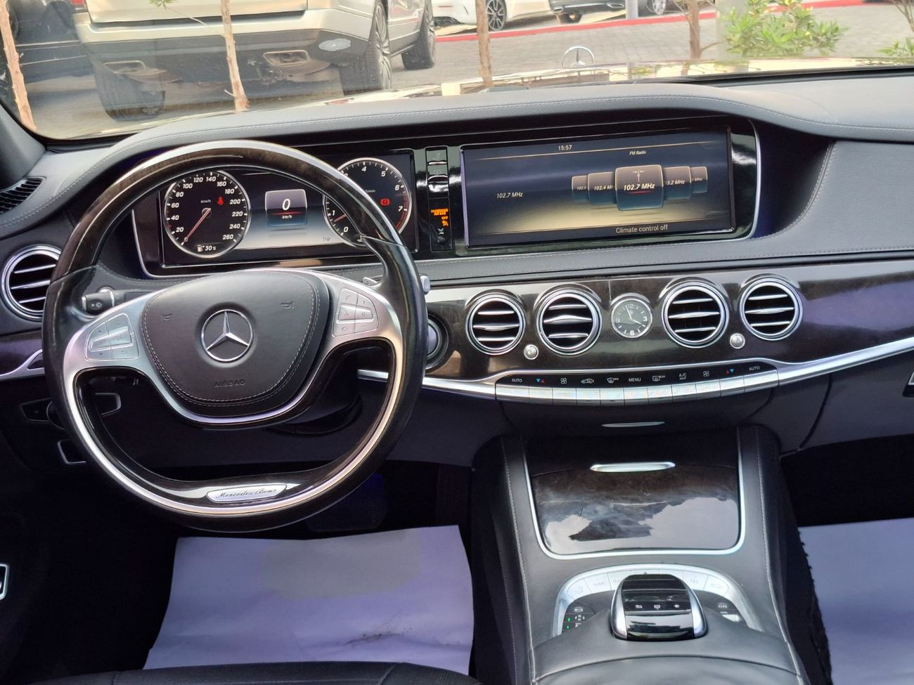 Mercedes-Benz S 500 AMG 4.7L Mercedes-Benz S500L 2015 full option