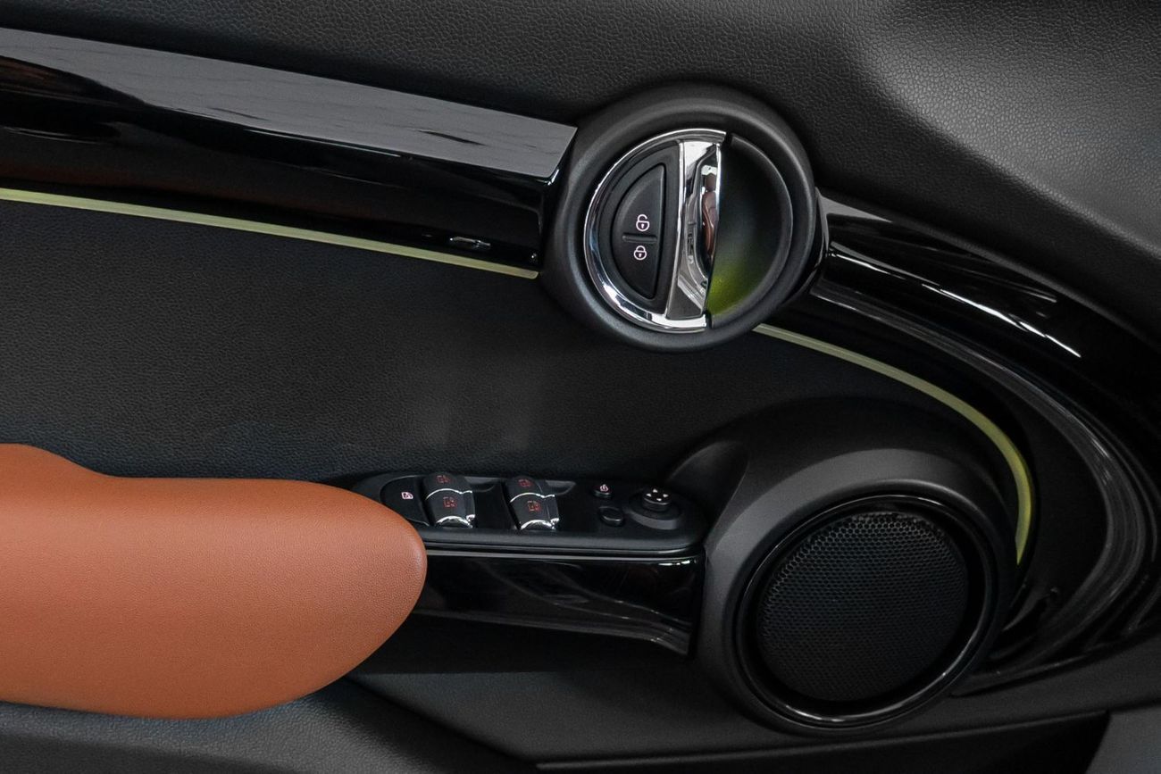 Mini Cooper S 2022 Mini Cooper S JCW Kit / Full Service History