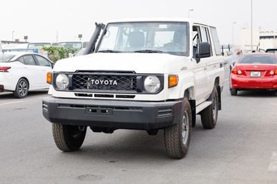 Toyota Land Cruiser 70 LC76 HARD TOP