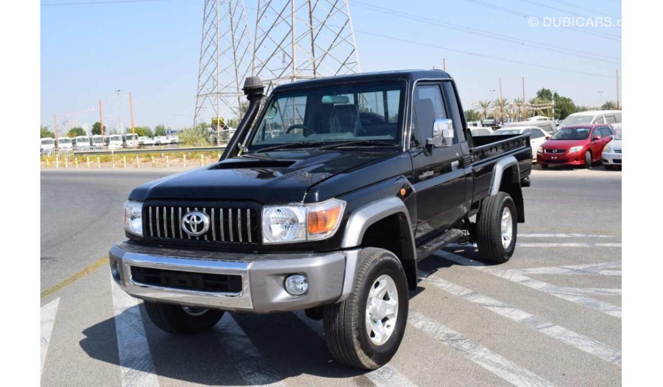 Toyota Land Cruiser Pick Up