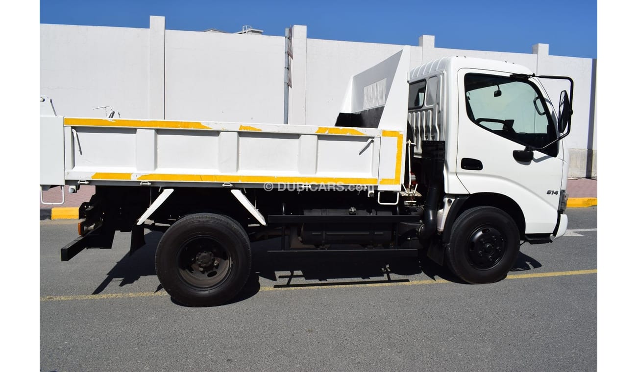 Hino Dumber 619 Hino 614 Dump Truck, Model:2020. Excellent condition with low mileage