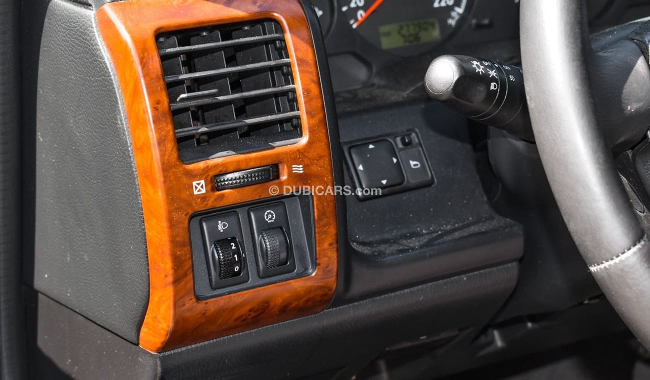 نيسان باترول سفاري