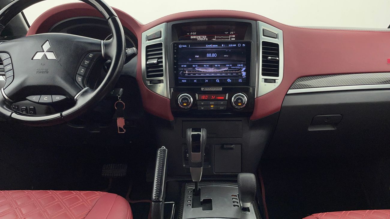 ميتسوبيشي باجيرو GLS HIGHLINE SIGNATURE EDITION 3.8 | بدون دفعة مقدمة | اختبار القيادة في المنزل