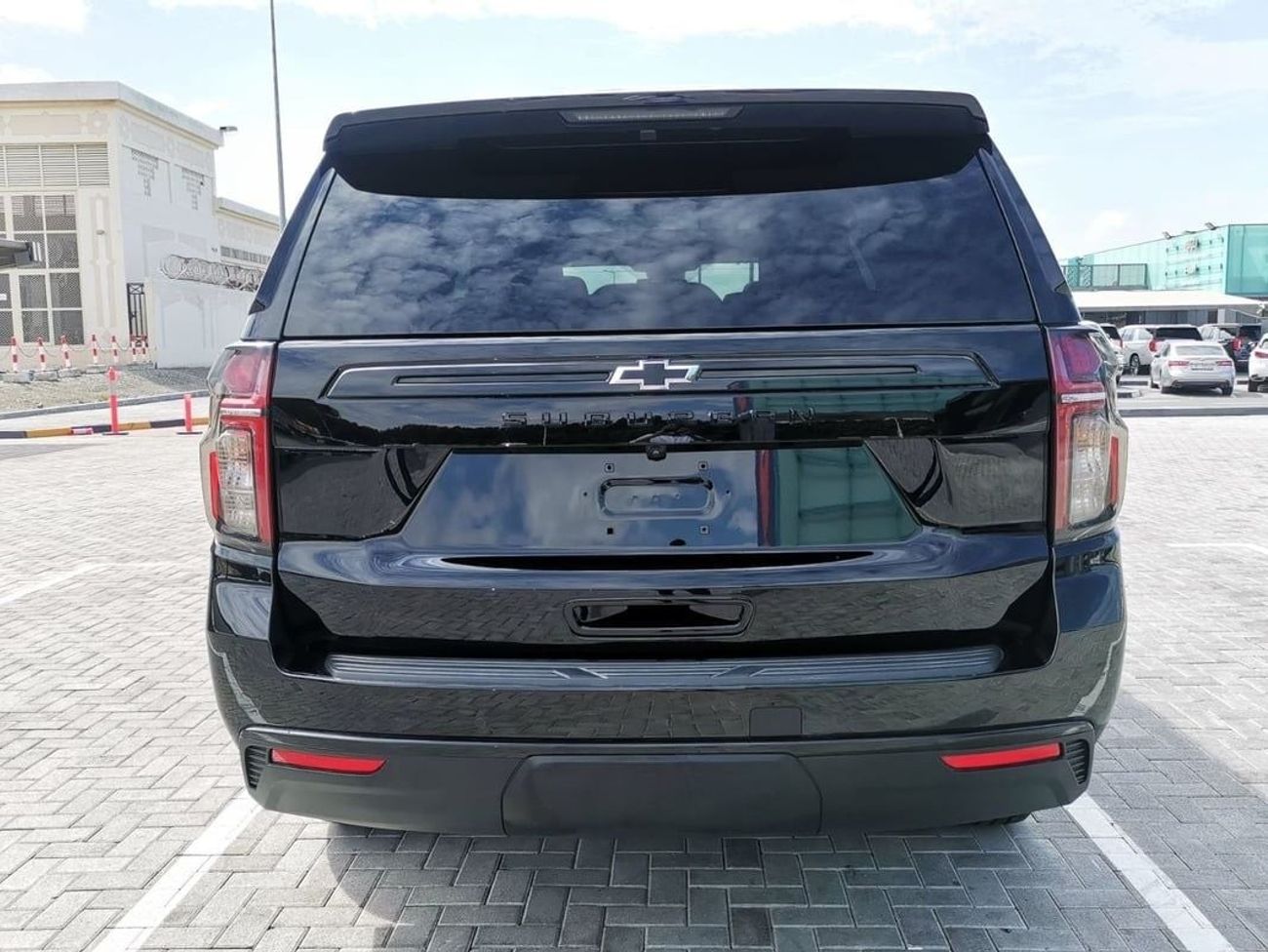 Chevrolet Suburban Chevrolet Z71 Suburban - 2023 - Black