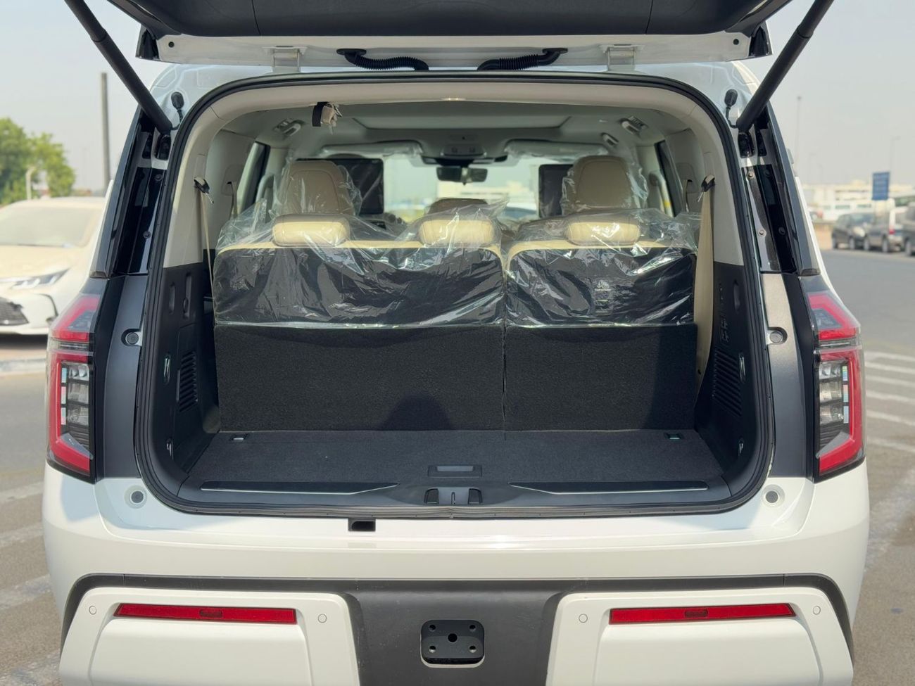 Nissan Patrol LE Platinum City 3.5L