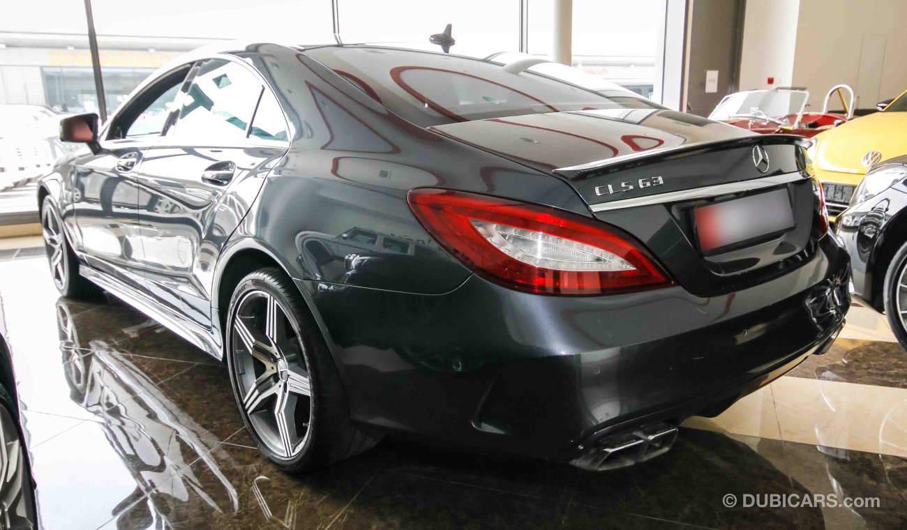 Mercedes-Benz CLS 63 AMG S V8 BITURBO