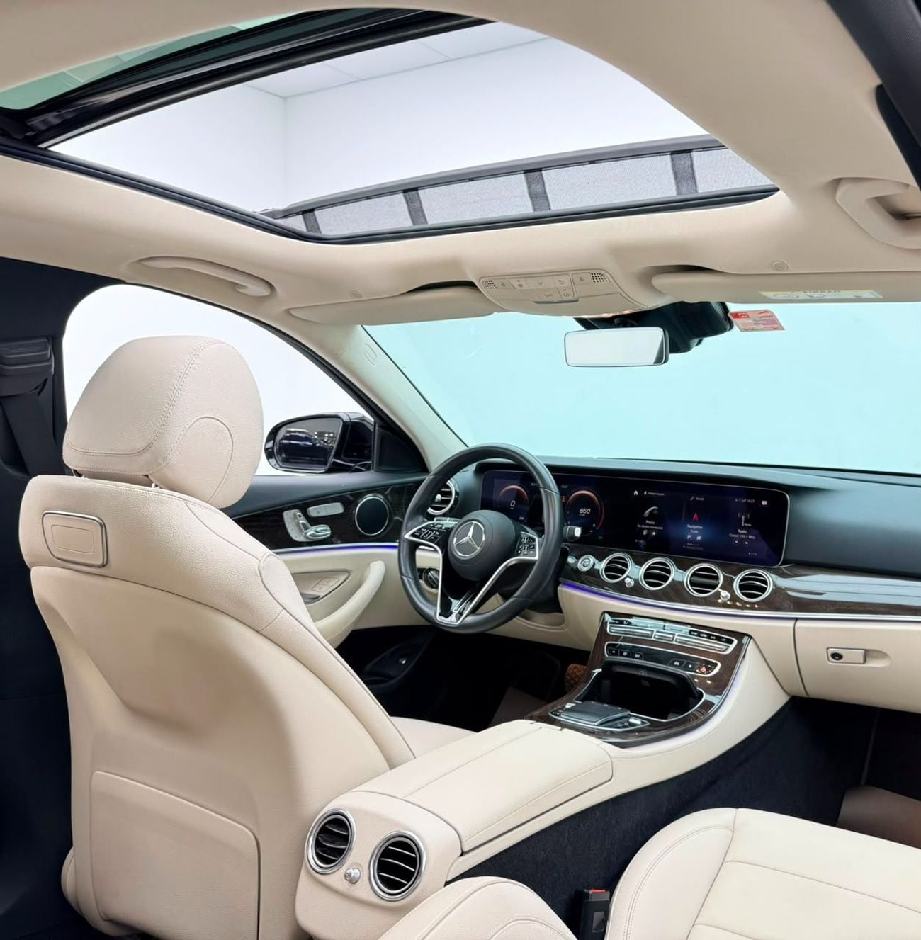 Mercedes Benz E300 AMG 2021 Mercedes Benz E300, Warranty, Full Mercedes Service History, Excellent Condition, GCC
