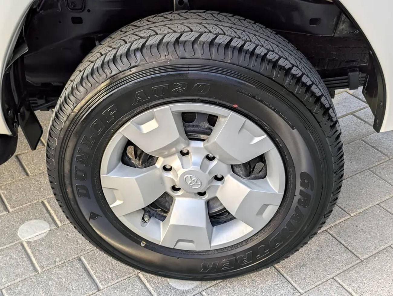 Toyota Hilux GL Diesel GCC Specs | 4x4 Pickup | Excellent Condition | Ready Work Adventure