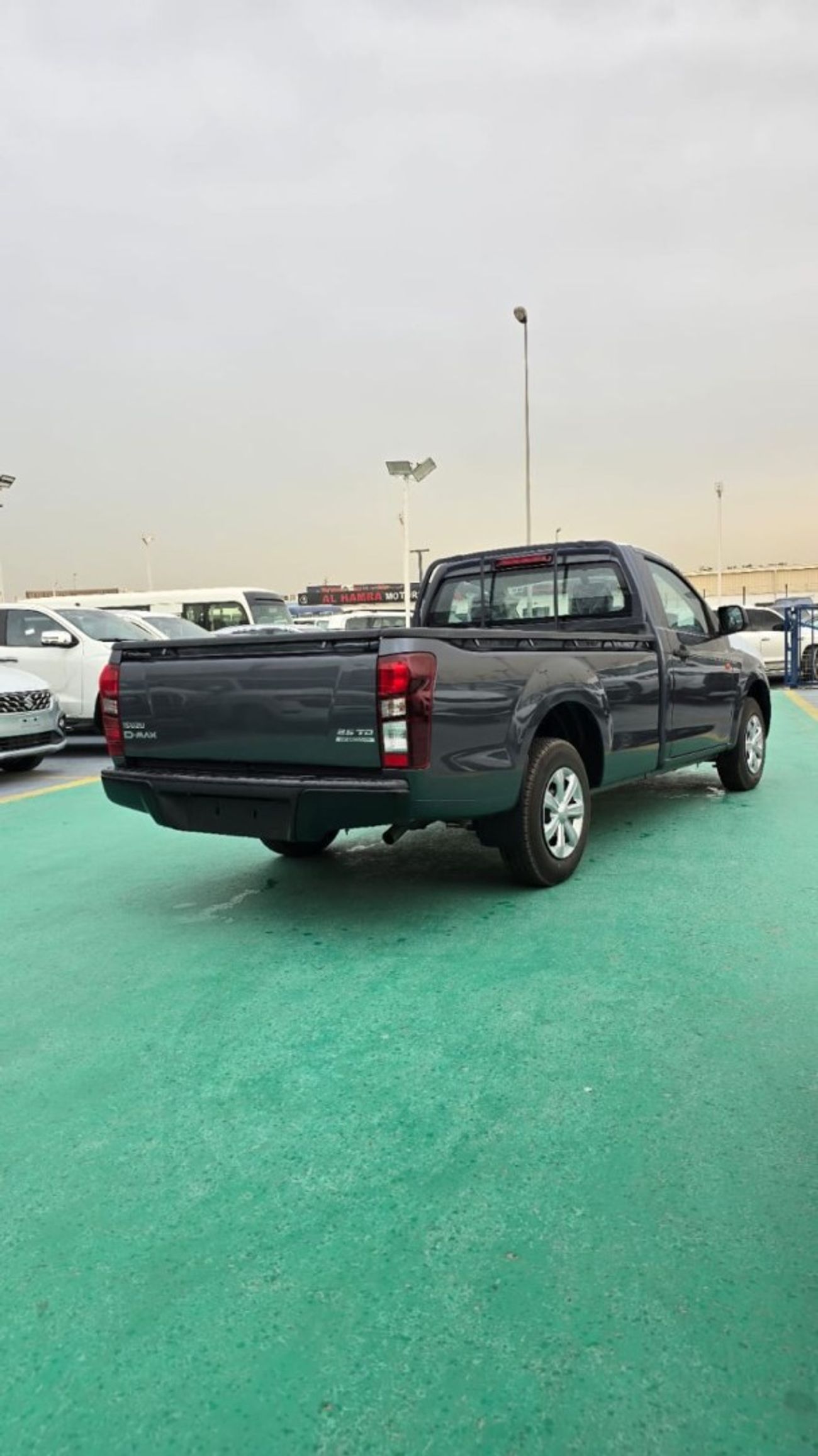 إيسوزو D ماكس دي ماكس 2500 سي سي 4 سلندر كابينة واحدة يدوي 4x4 136 حصان  ABS