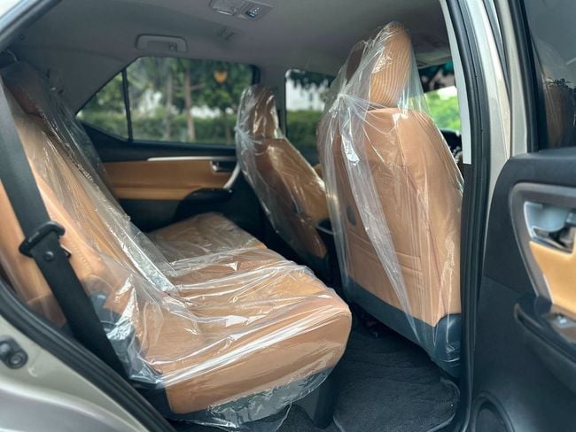 Toyota Fortuner GXR, миниатюра 25