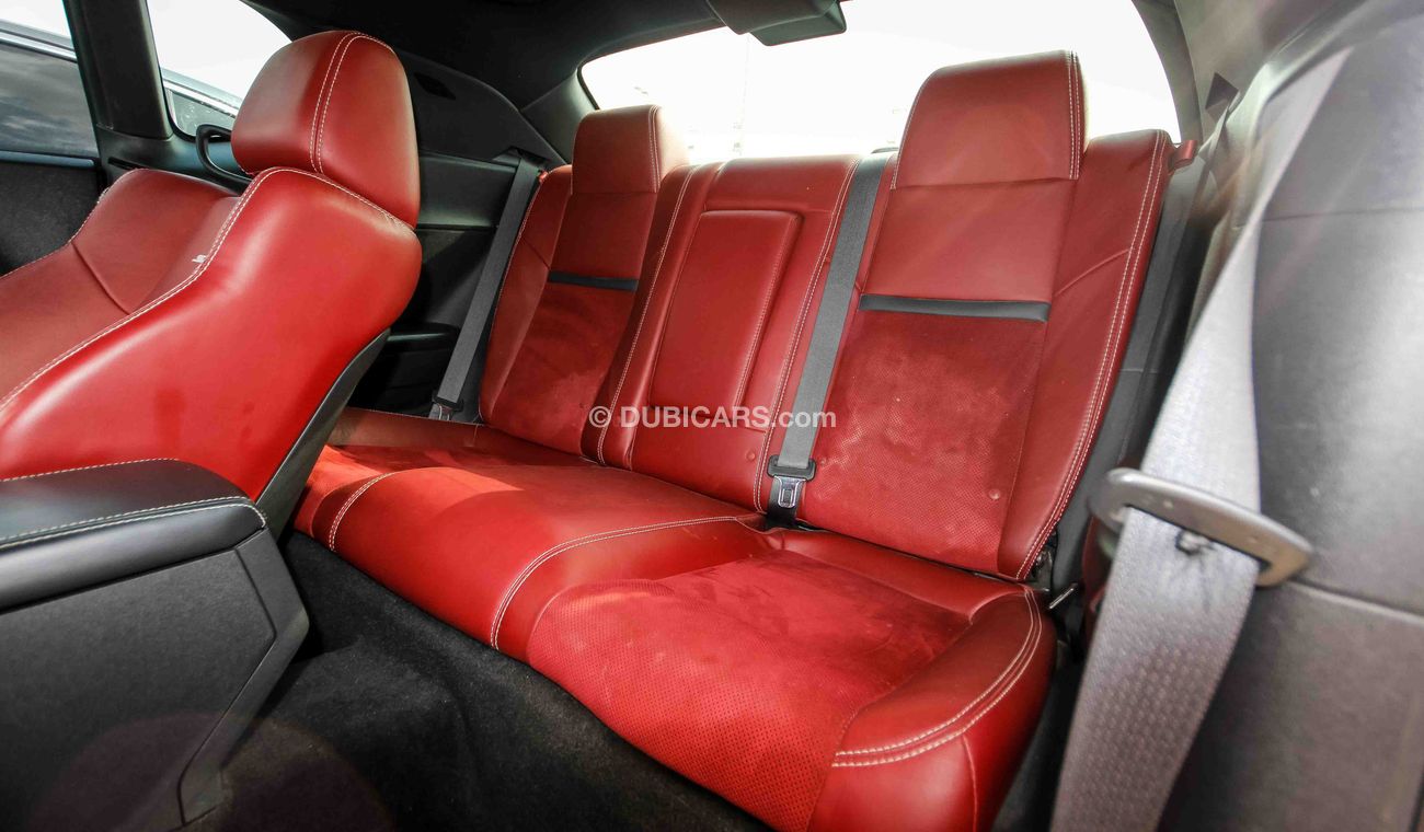 Dodge Challenger SRT8  392 Hemi