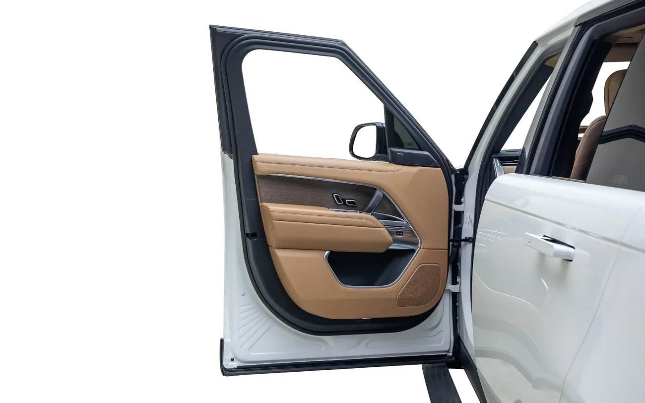 Land Rover Range Rover HSE P530 4.4L HSE P530 - GCC Spec - With Warranty and Service Contract