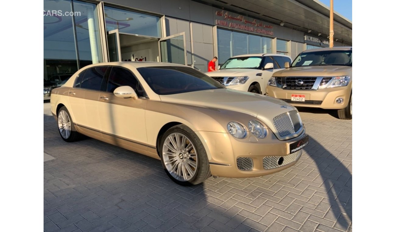 Bentley Continental Flying Spur ‏BENTLEY FLYING SPUR V12 - 2010 - GCC - ONE OF A KIND * PERFECT CONDITION