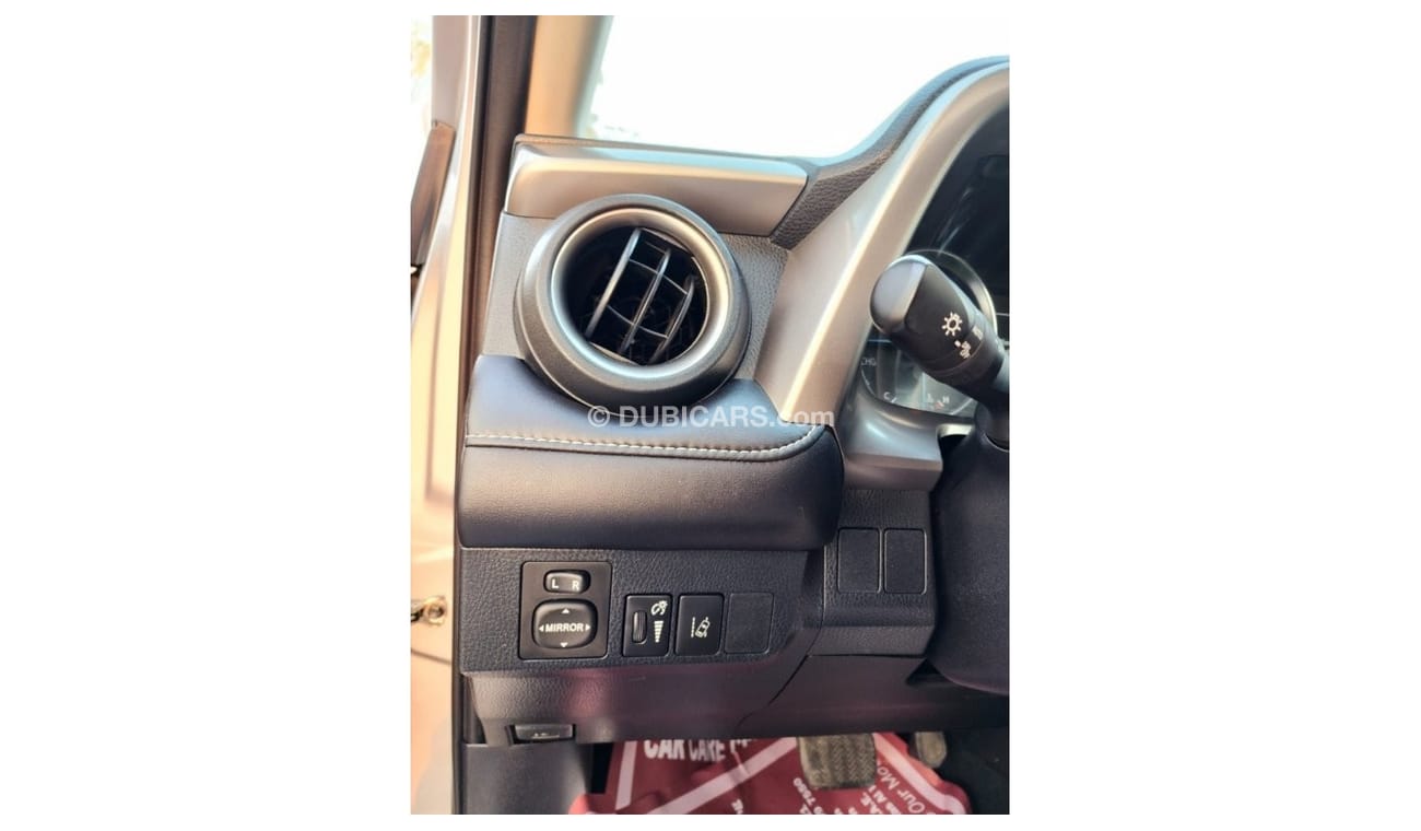تويوتا راف ٤ TOYOTA RAV4 XLE FULL OPTIONS HYBRID 2017