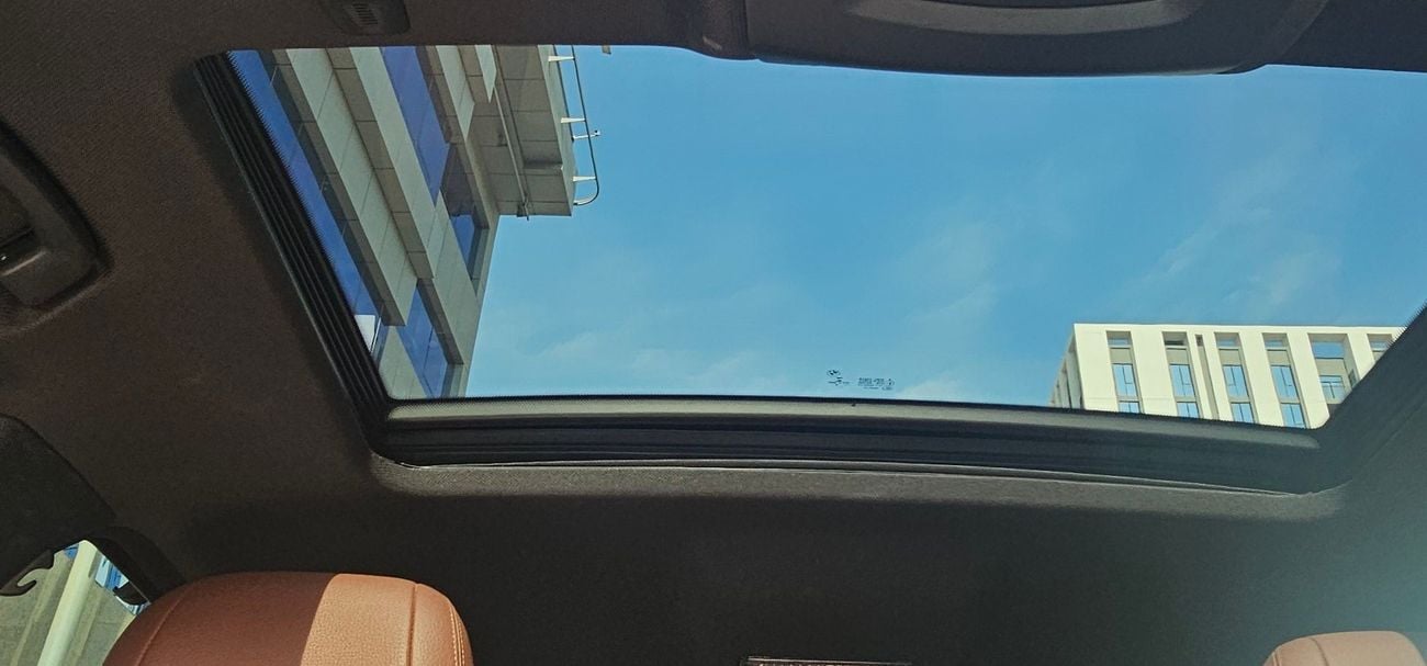 بي أم دبليو 528i