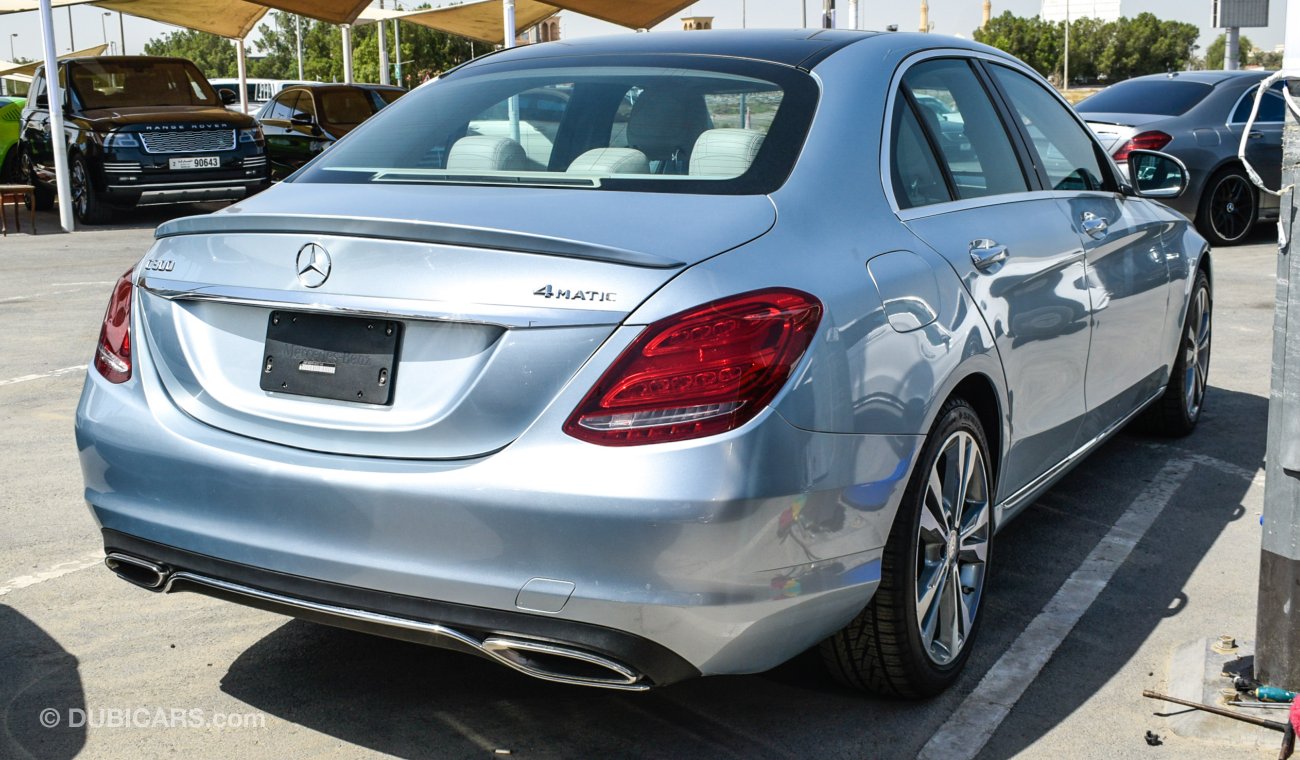 مرسيدس بنز C 300 4Matic