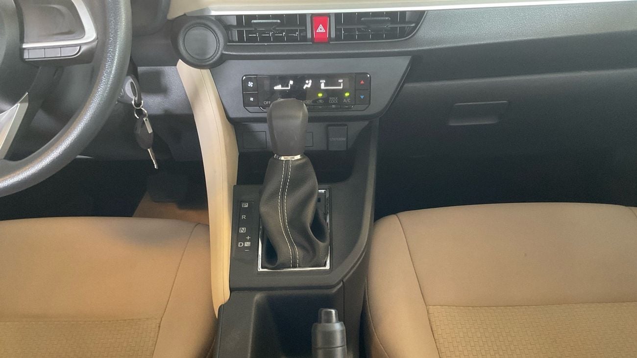 Toyota Yaris E | Guaranteed Warranty | 0 Down Payment