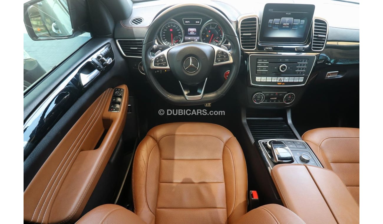 مرسيدس بنز GLE 43 AMG C292
