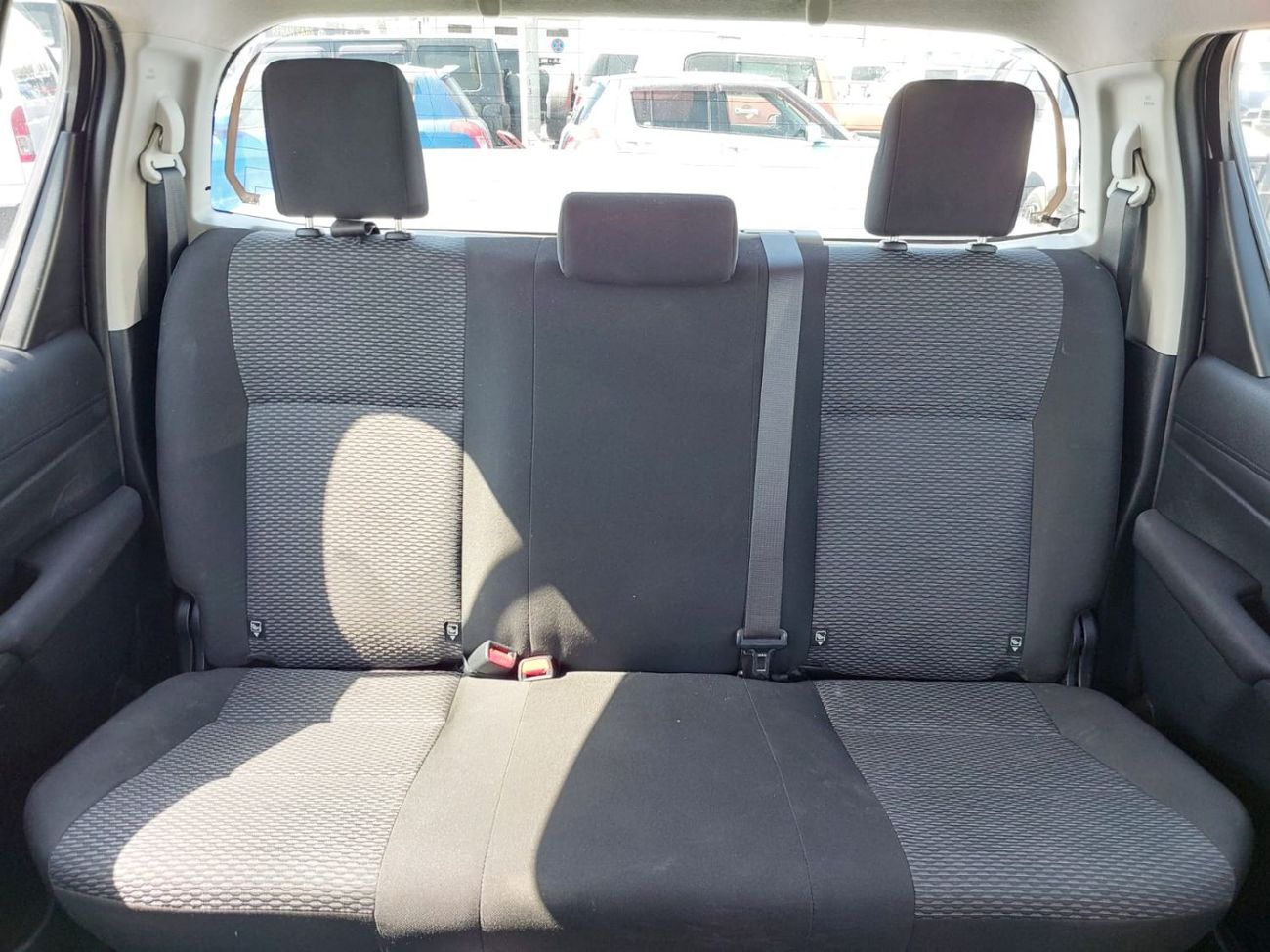 Toyota Hilux (RAMADAN OFFER) TOYOTA HILUX PICKUP RHD 2023 MODEL 2.4 L DIESEL MANUAL(PM52405)