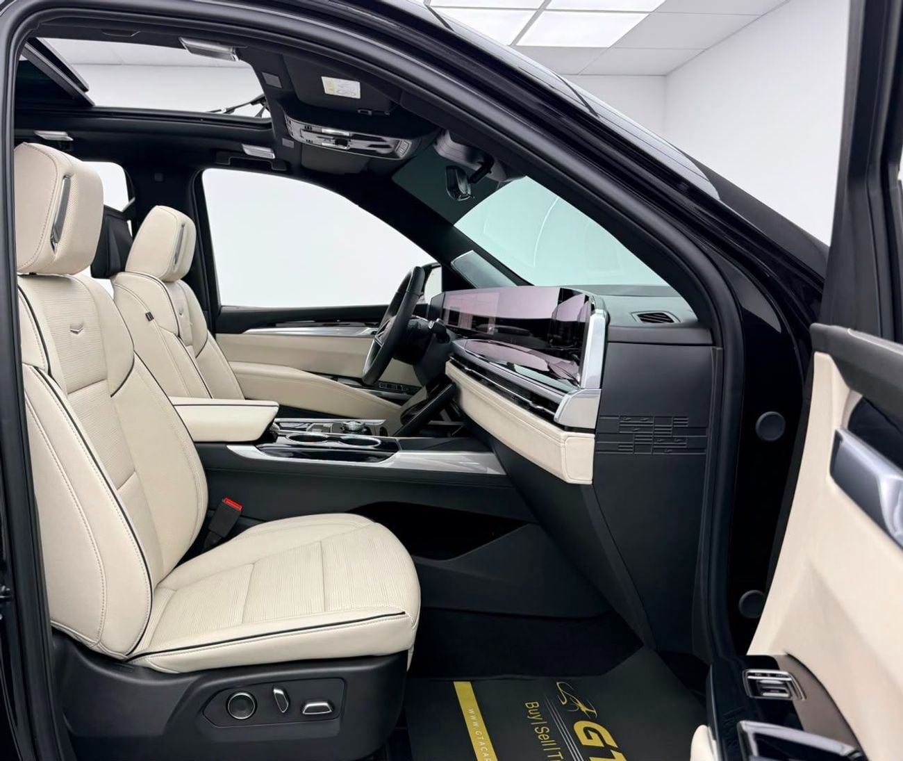 Cadillac Escalade SPORT PLATINUM 2025 Cadillac Escalade Sport Platinum, 2030 Cadillac Warranty + Service Pack, Low Km, 8 Seater, GCC