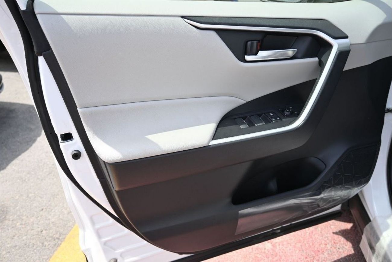 Toyota RAV4 Toyota RAV4 Adventure 2.5L Petrol, CUV AWD 5Doors Color White Model 2023