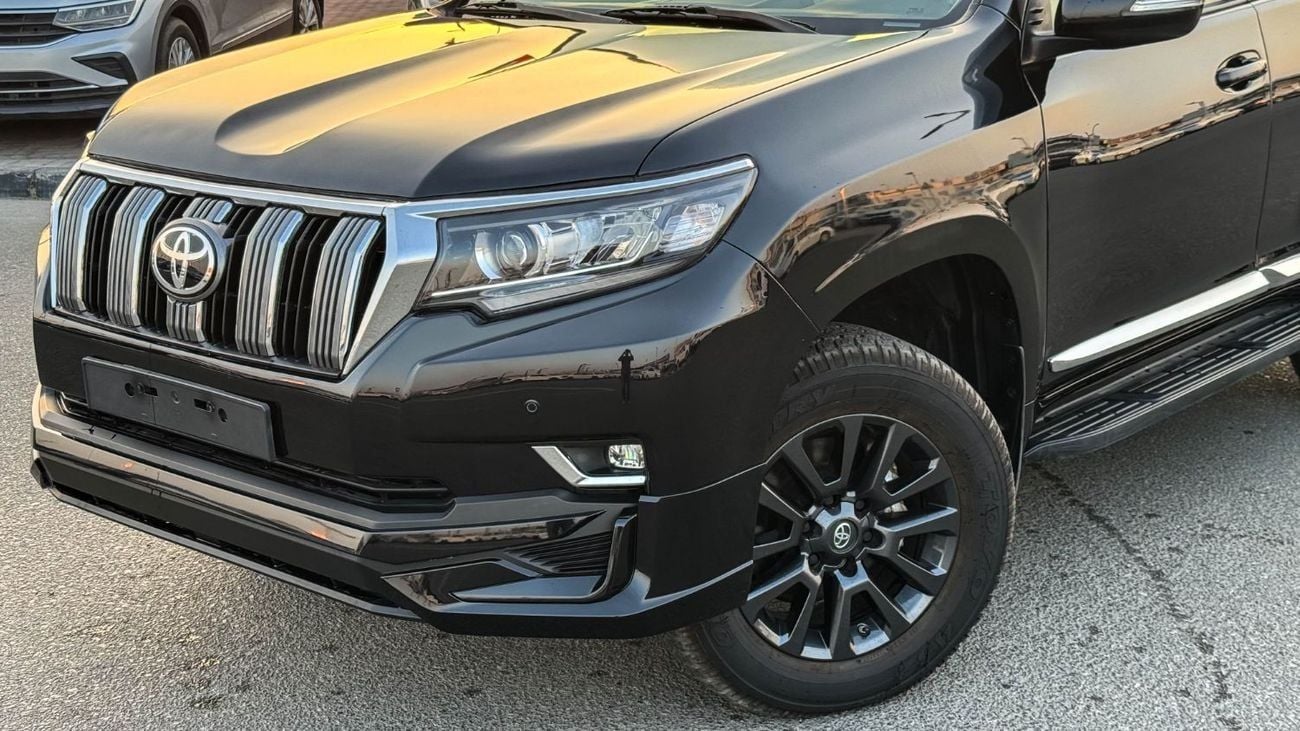 Toyota Prado TX-L 4.0L Modified to VXR 2017 GCC V6 Low Mileage