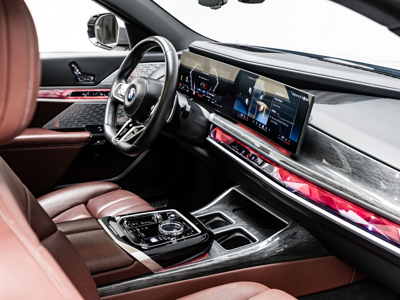 بي أم دبليو 740i 2023 BMW 740i, February 2028 BMW Warranty + Service Contract, Low KMs, GCC