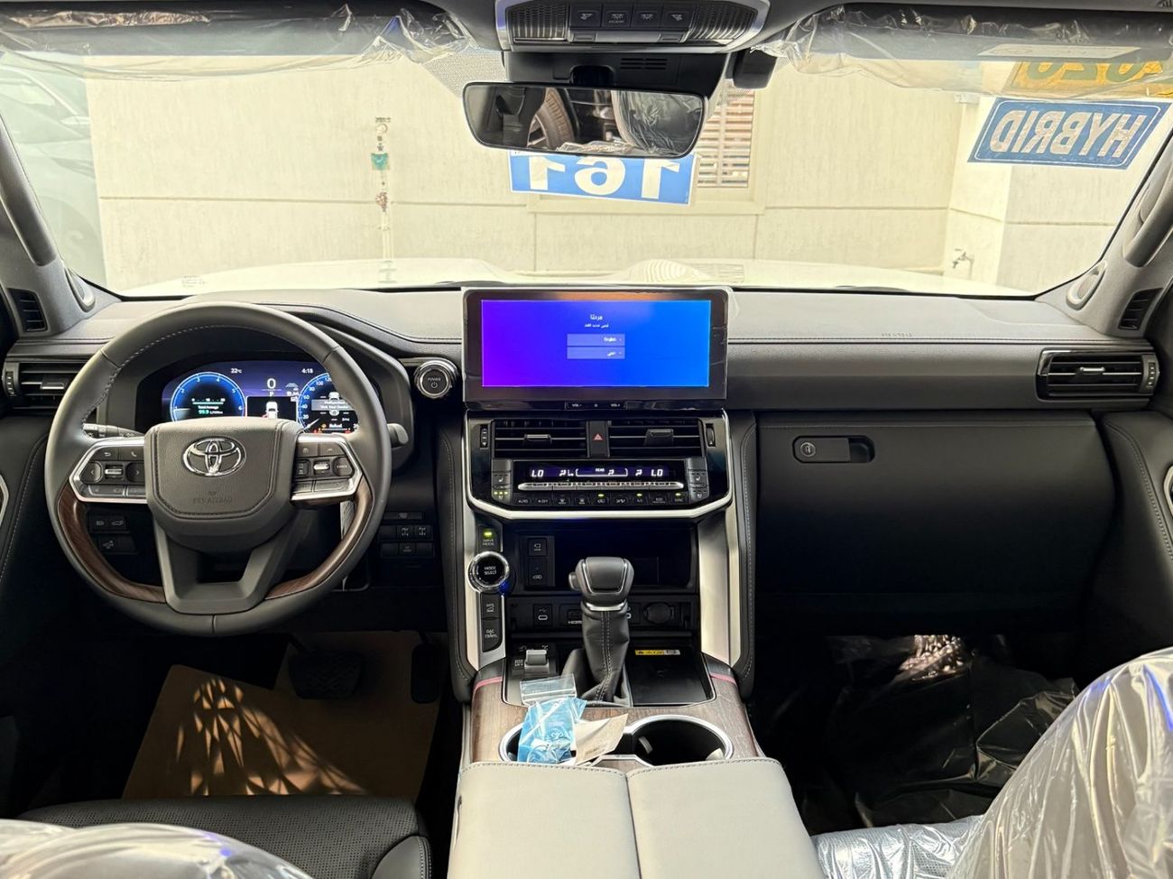 Toyota Land Cruiser 2026 LAND CRUISER 300 VX-HIGH 3.5 HYBRID TWINTURBO MHEV **EXPORT ONLY**التصدير فقط خارج الخليج***