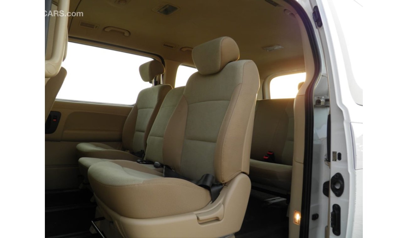 Hyundai H-1 2015 9 seats Ref #446