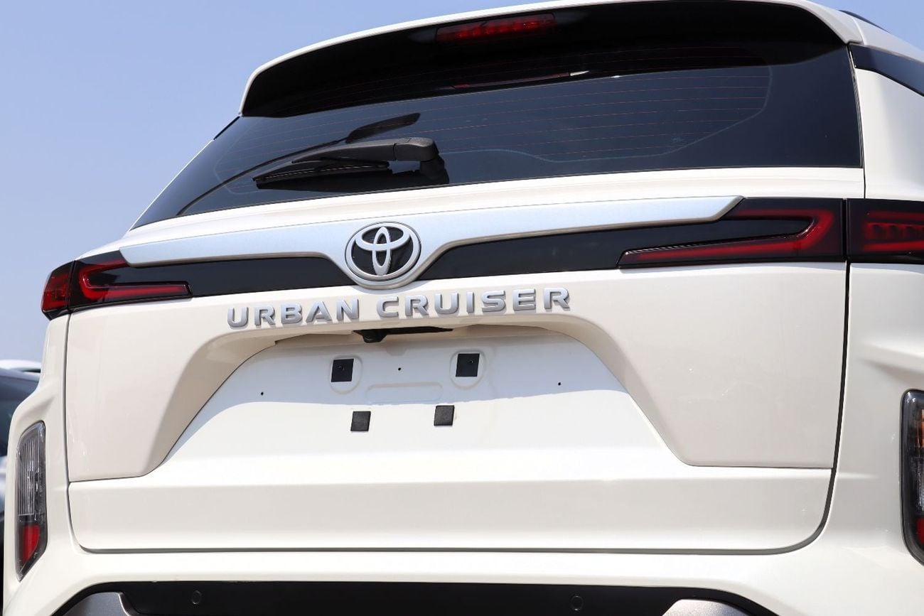 Toyota Urban Cruiser GLX ACCIDENTS FREE - GCC -PERFECT CONDITION INSIDE OUT - ORIGINAL PAINT - ENGINE 1500 CC