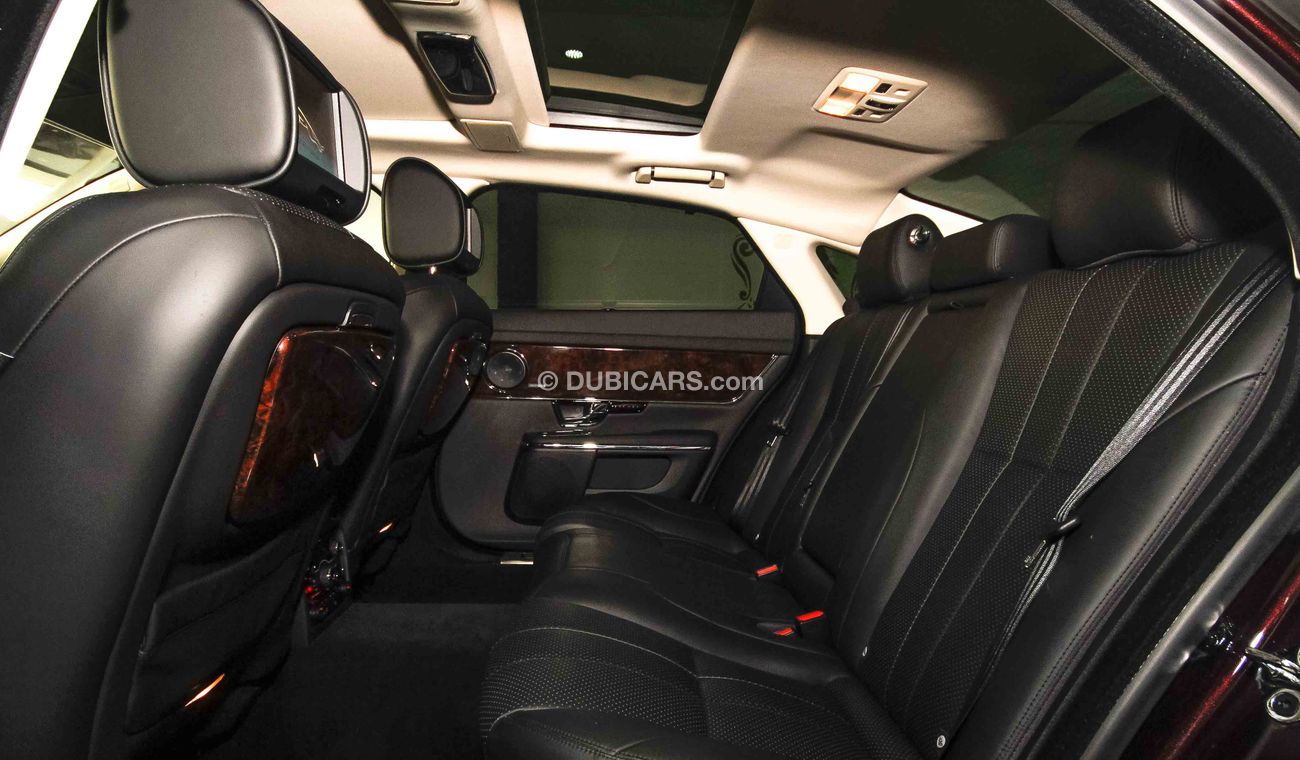 Jaguar XJ L with 3.0 Badge