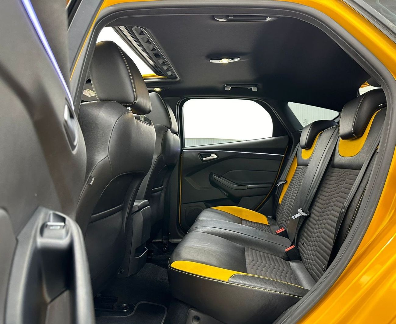 Ford Focus 2017 Ford Focus ST, May 2025 Warranty, Full Al Tayer Service History, GCC