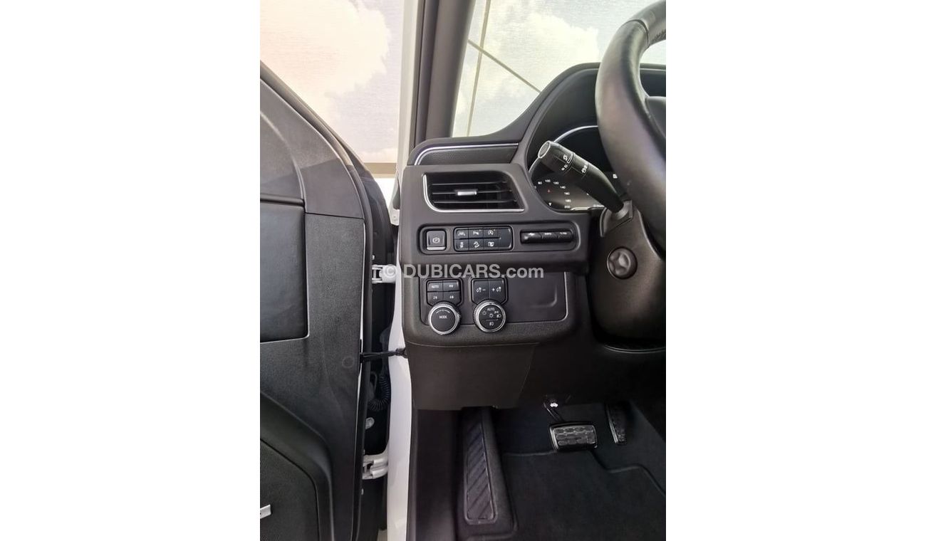 GMC Yukon GMC Yukon AT4 - 2023- White