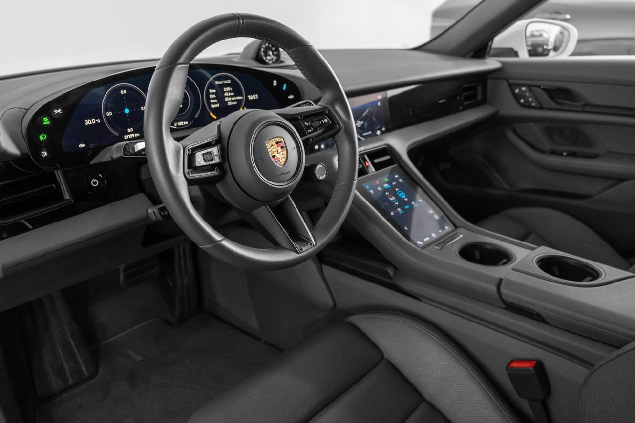 Porsche Taycan Turbo Cross Turismo