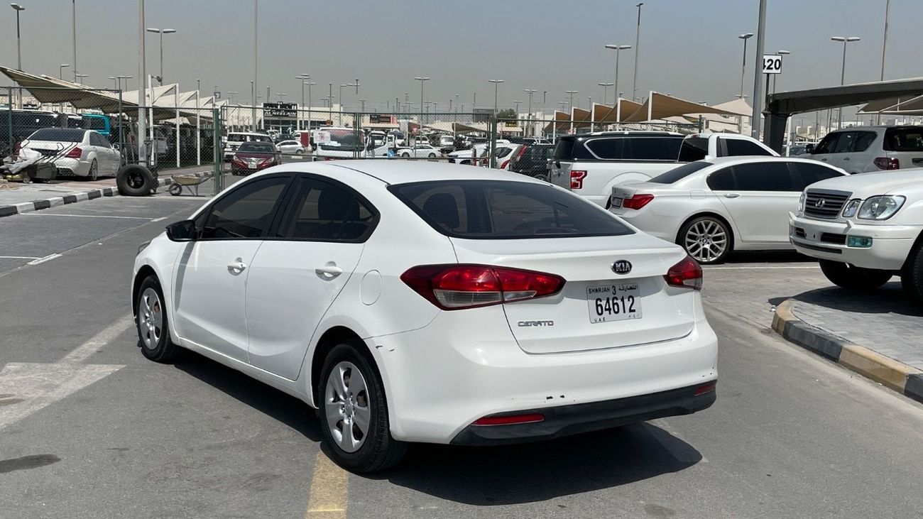 كيا سيراتو LX 1.6L Sedan GCC