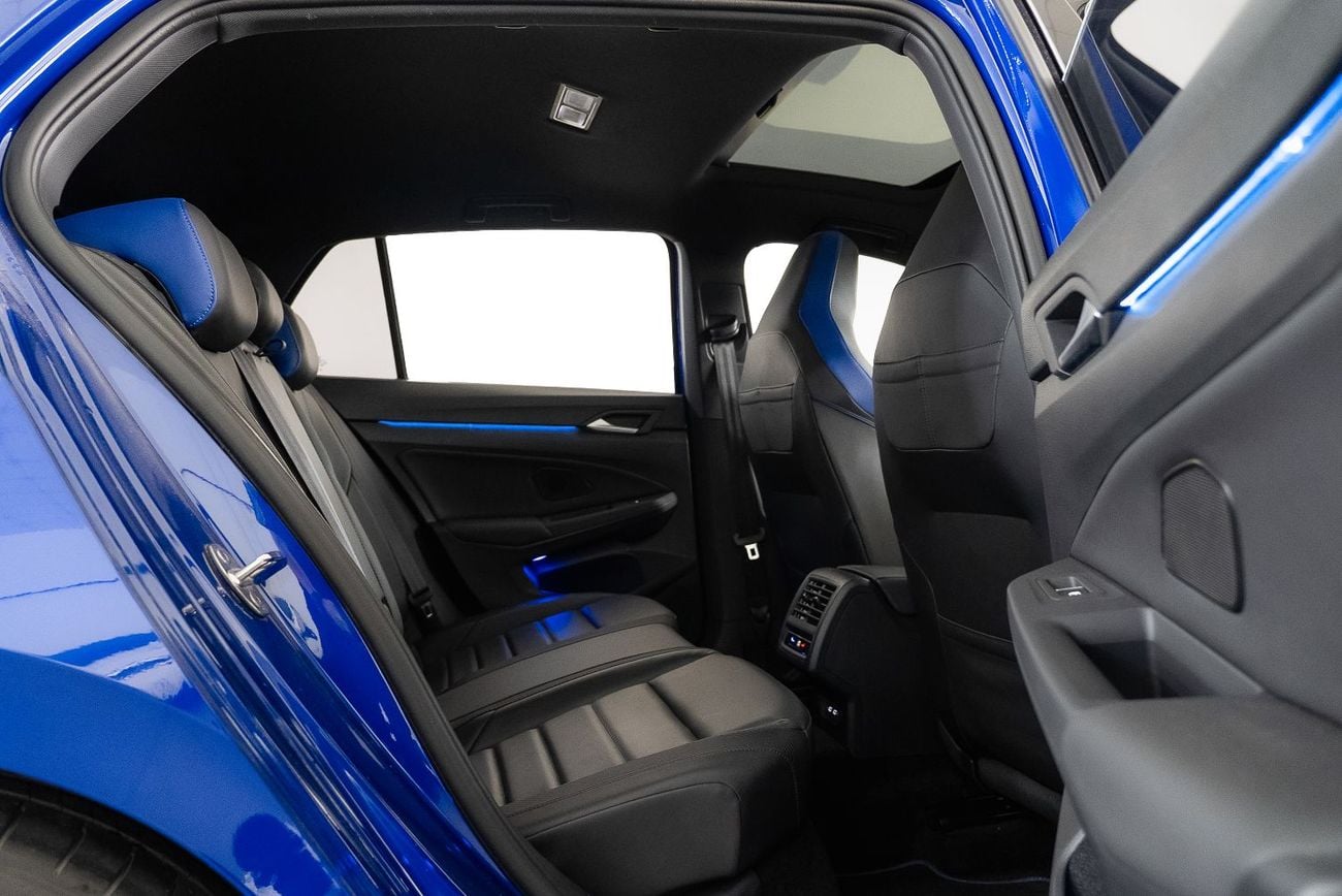 Volkswagen Golf R - PERFORMANCE