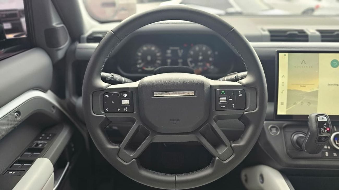 Land Rover Defender 2026 Land Rover Defender P400 HSE – White | Like New | GCC Specs