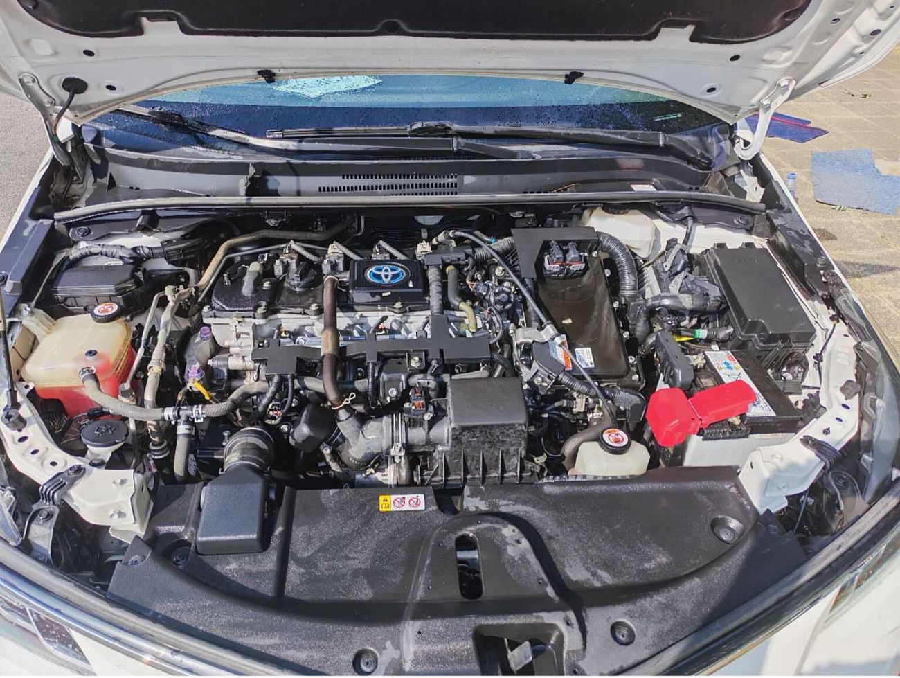 تويوتا كورولا XLI Hybrid 1.8L