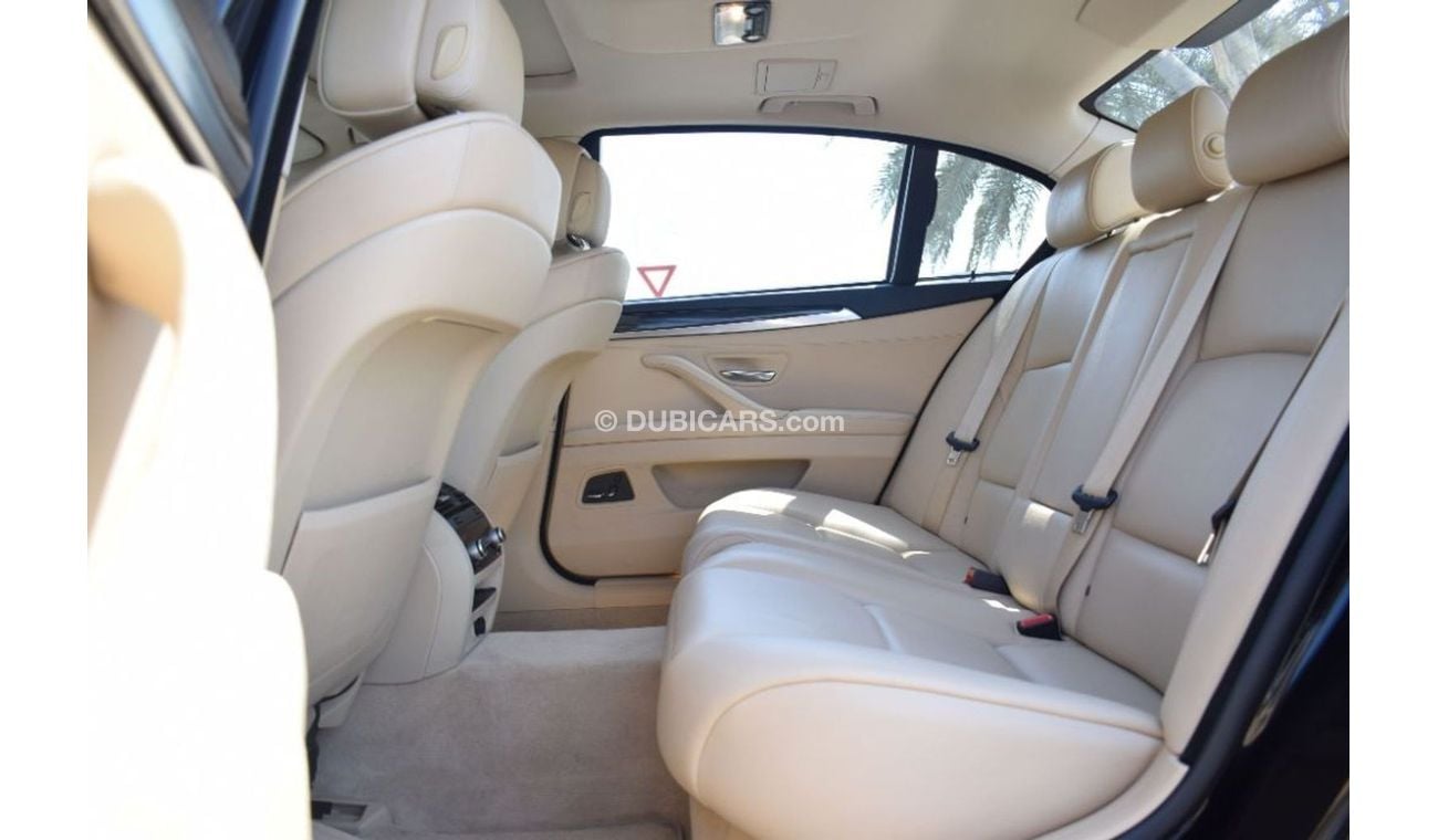 BMW 530i Li 2012 GCC SPECS