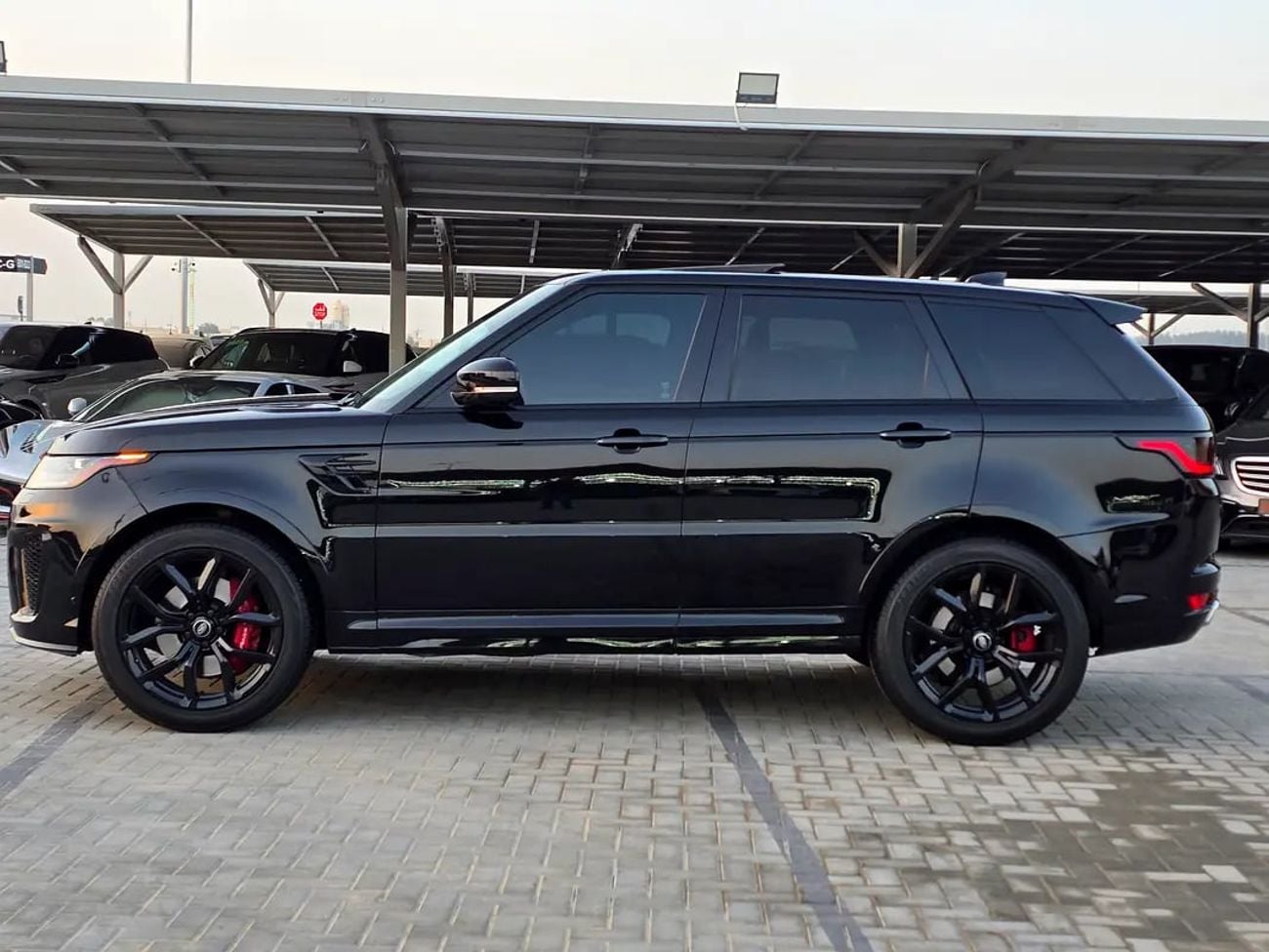 Land Rover Range Rover Sport SVR - American Specs