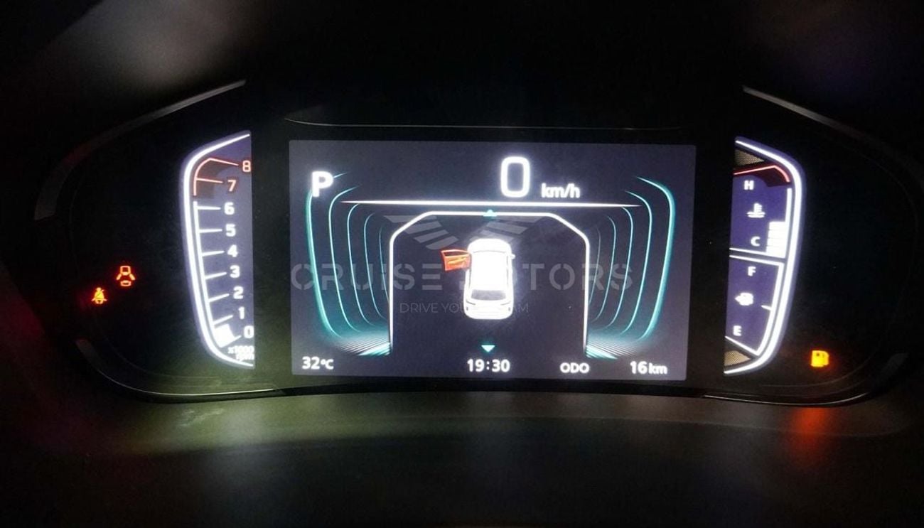 تويوتا أوربان كروزر Urban Cruiser GLX . 1.5 . Automatic . Petrol . SUV/Crossover . Front Wheel Drive . 5 Seats . 5 Doors