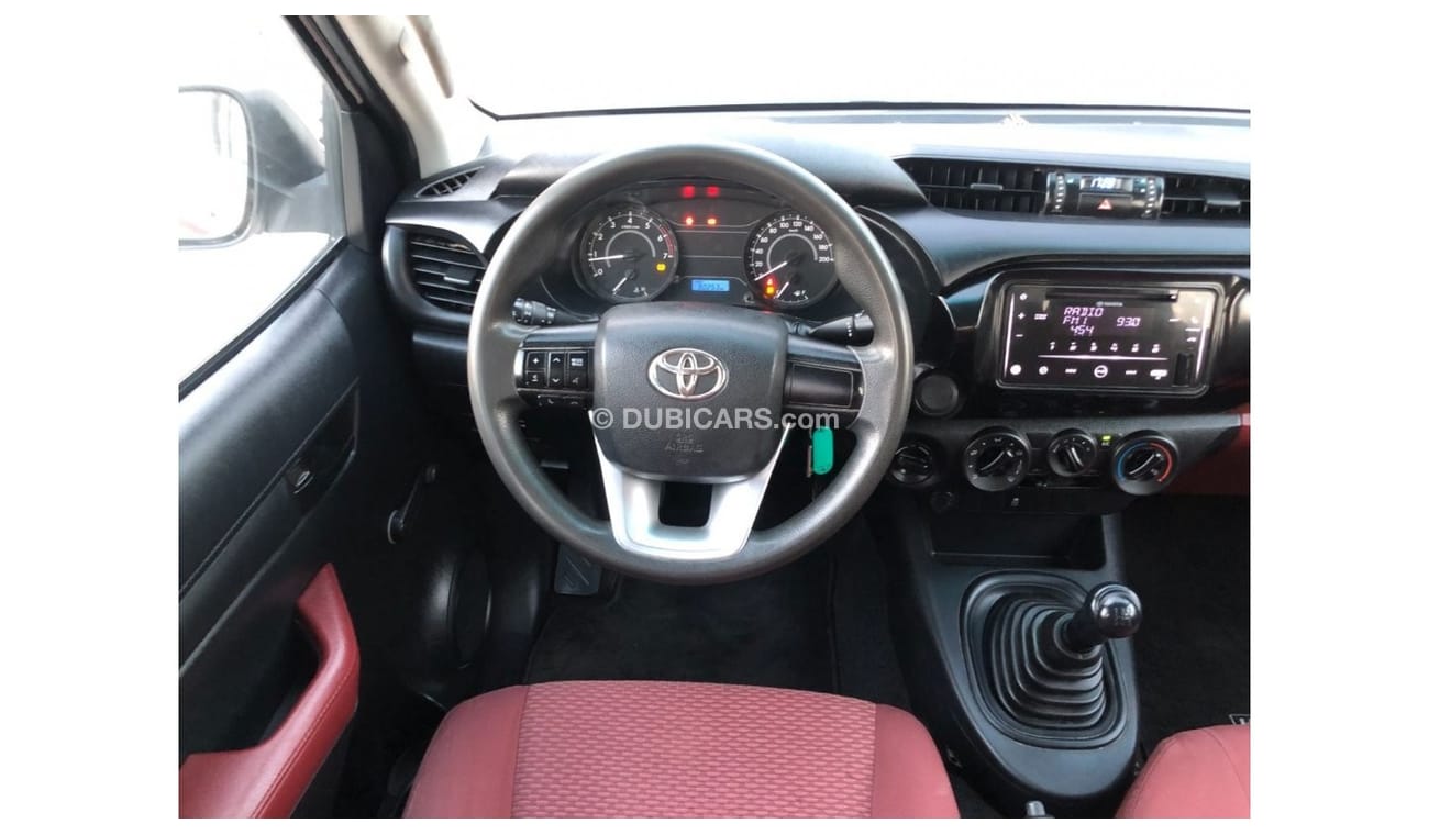 Toyota Hilux GL GCC 4W