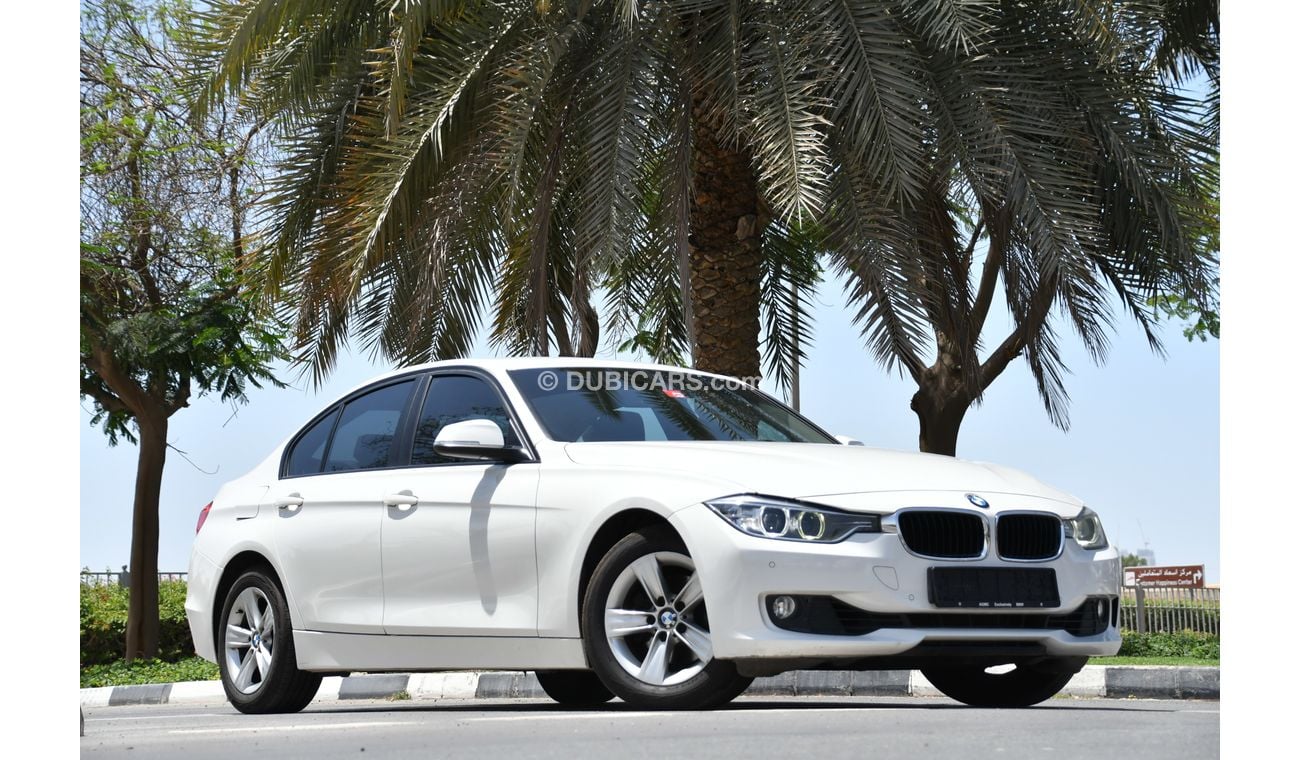 BMW 320i I 2012 - 4 CYLINDER - TWIN TURBO - GOOD CONDITION